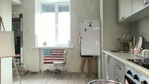 Snapshot of viola_1 chatting on March 8, 12:39 pm Funny girl online show from March 8, 12:39 pm