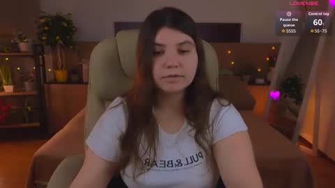 Viola online show from July 14, 8:57 pm