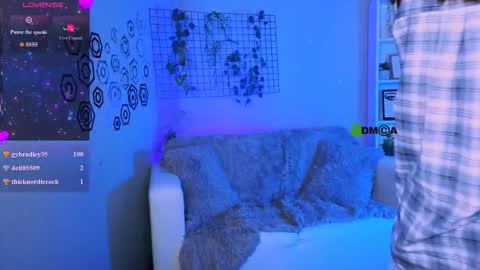 Vi online show from March 15, 3:58 pm