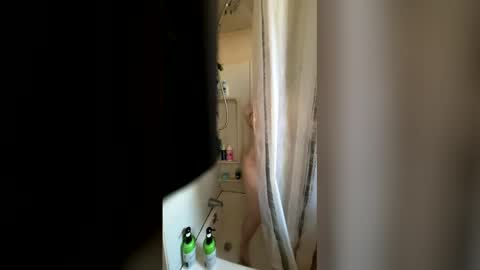 Violet online show from March 29, 6:51 pm