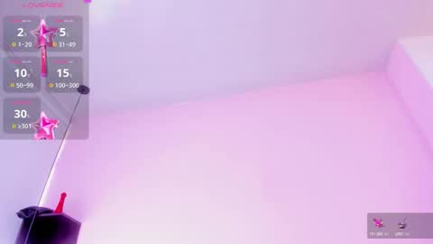 Snapshot of violet_myerrs chatting on September 26, 3:31 pm violet online show from September 26, 3:31 pm