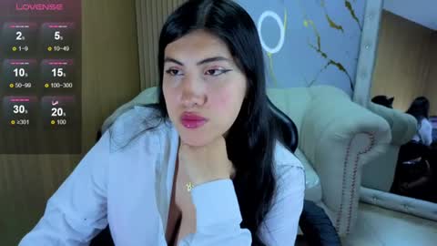 Violet online show from July 27, 1:30 pm