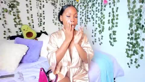 Snapshot of violeta_milleer chatting on January 31, 2:28 pm Violeta online show from January 31, 2:28 pm