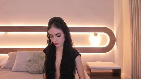 Violeta Sum online show from February 20, 12:18 pm