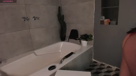 violetaa_moore online show from July 22, 3:35 pm