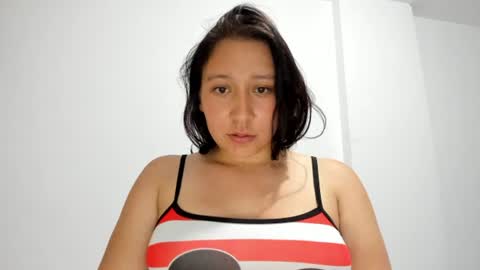 violetabelmont online show from July 23, 2:31 am
