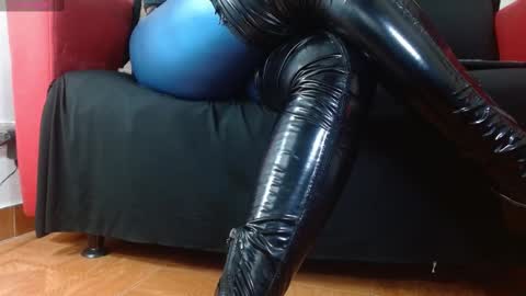 Snapshot of violetamorrison chatting on February 22, 7:12 am Violeta morrison online show from February 22, 7:12 am