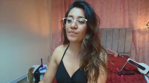 VIOLETA online show from December 1, 3:26 pm