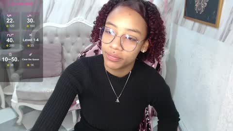 violeth_b online show from January 2, 12:35 pm