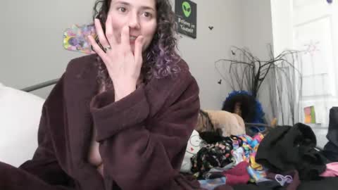 Violet Hooper online show from January 29, 5:24 pm