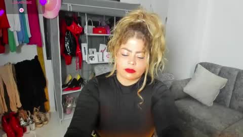 VIOLETA MONTANA online show from June 3, 11:54 pm