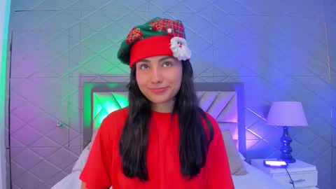 Violet Rousse online show from December 1, 4:42 pm