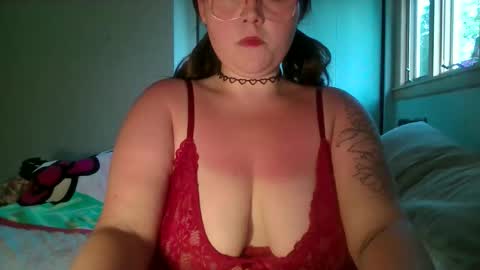VioletSunflower online show from June 4, 12:38 am