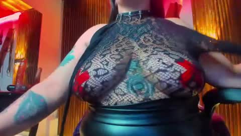 violett_8 online show from July 23, 1:58 am