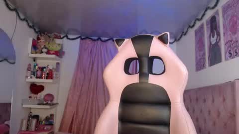 violett_brown9 online show from June 15, 6:57 am