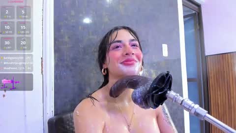 Snapshot of violett_collins_ chatting on September 22, 1:59 am Violett online show from September 22, 1:59 am
