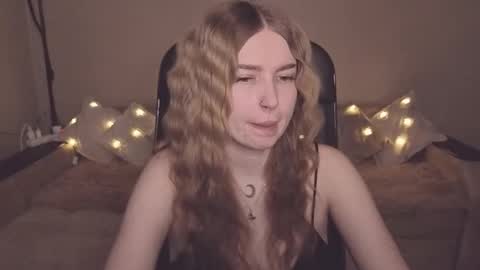 ViolettaOtis online show from January 8, 1:04 pm