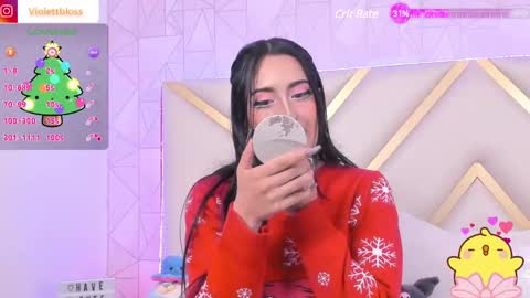 Snapshot of violettbloss chatting on December 14, 12:01 am Violeta online show from December 14, 12:01 am