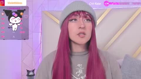 Snapshot of violettbloss chatting on January 9, 10:41 pm Violeta online show from January 9, 10:41 pm
