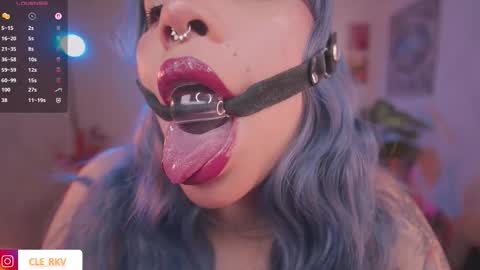 JULIE UWU online show from March 21, 8:36 pm