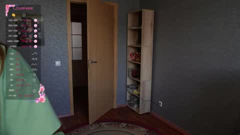 Violet online show from May 27, 7:38 am