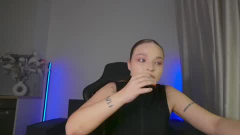 Violla online show from June 2, 10:49 am