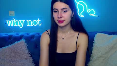 viollinalv online show from November 23, 5:43 am