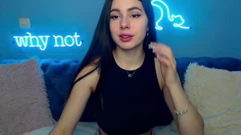 viollinalv online show from February 3, 5:40 am