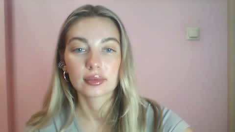 emma online show from July 28, 7:39 pm
