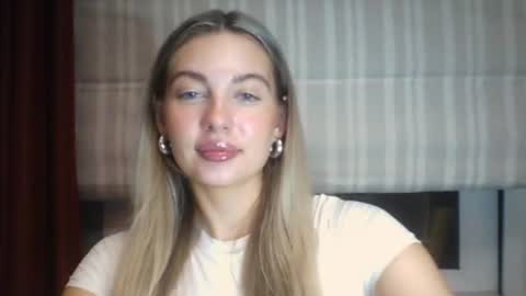 emma online show from July 22, 7:04 pm