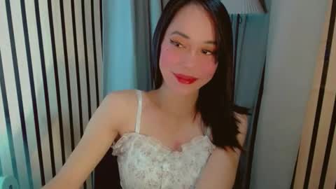 SANDRA GOING YOU online show from March 26, 12:07 pm