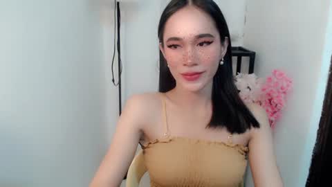 SANDRA GOING YOU online show from June 24, 11:09 am