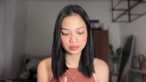 Vivian online show from February 17, 11:04 pm