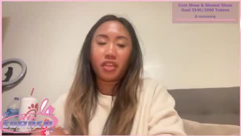 viviandela97 online show from July 26, 2:08 am
