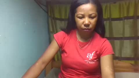 viviane0812 online show from October 31, 10:14 pm