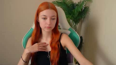 Vivien online show from February 25, 7:45 pm