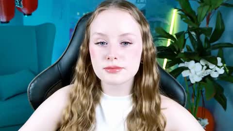 Vivien online show from November 4, 9:03 am