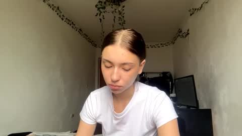 Vivi online show from November 5, 7:24 am