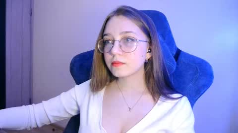 vivivivikkie online show from February 1, 9:57 pm