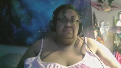 vivvimarionette online show from March 21, 10:48 pm