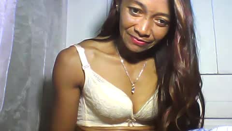 vixen_lina online show from June 13, 5:43 pm