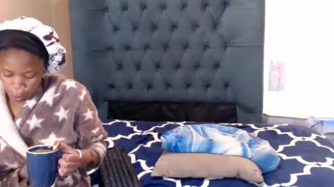 vixenbaddiex online show from July 28, 10:46 am
