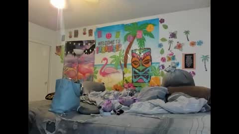 Vixen Fyre online show from April 6, 9:05 pm