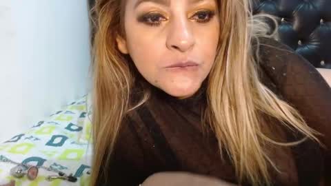 Venus online show from November 14, 1:05 am