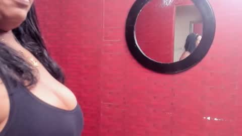 waleska   online show from November 20, 11:44 am