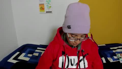 Waningrose  Lu online show from November 26, 12:00 am