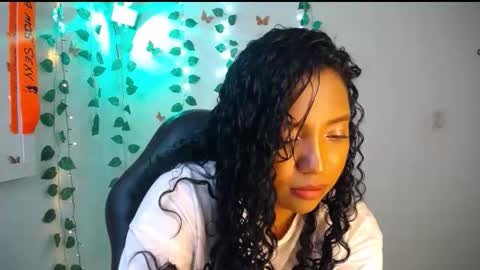 EMILY online show from May 6, 4:38 am