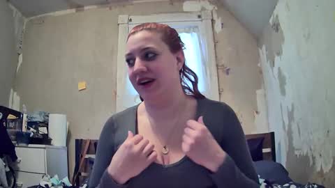 warwhore24 online show from February 4, 6:38 pm