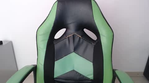 Trixie 3 online show from March 26, 1:13 pm