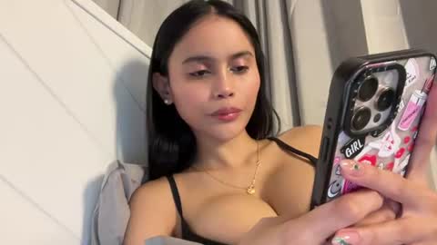 Maggie online show from June 13, 4:48 pm